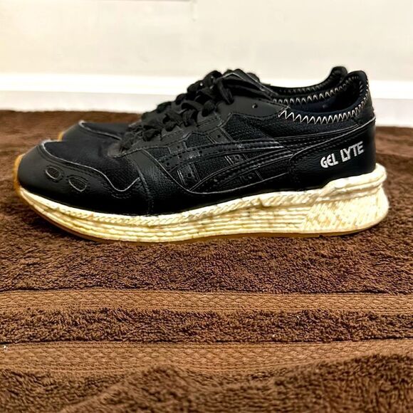 Asics Gel Lyte Black Leather Athletic Shoes Sz 6.5 - Picture 2 of 7